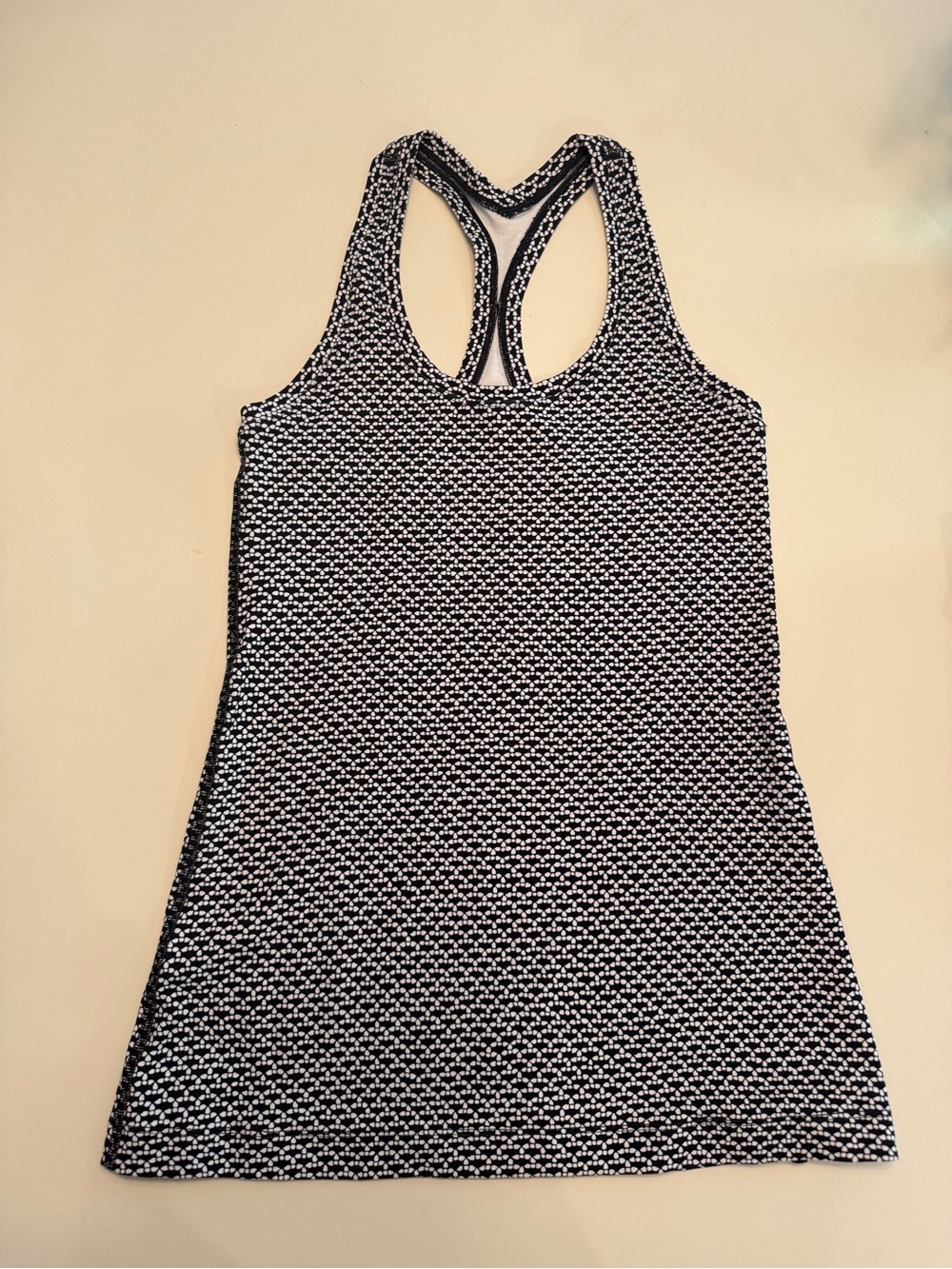 Lululemon Athletica Women’s Tank Bundle in Black, Navy & Patterned - Picture 5 of 8